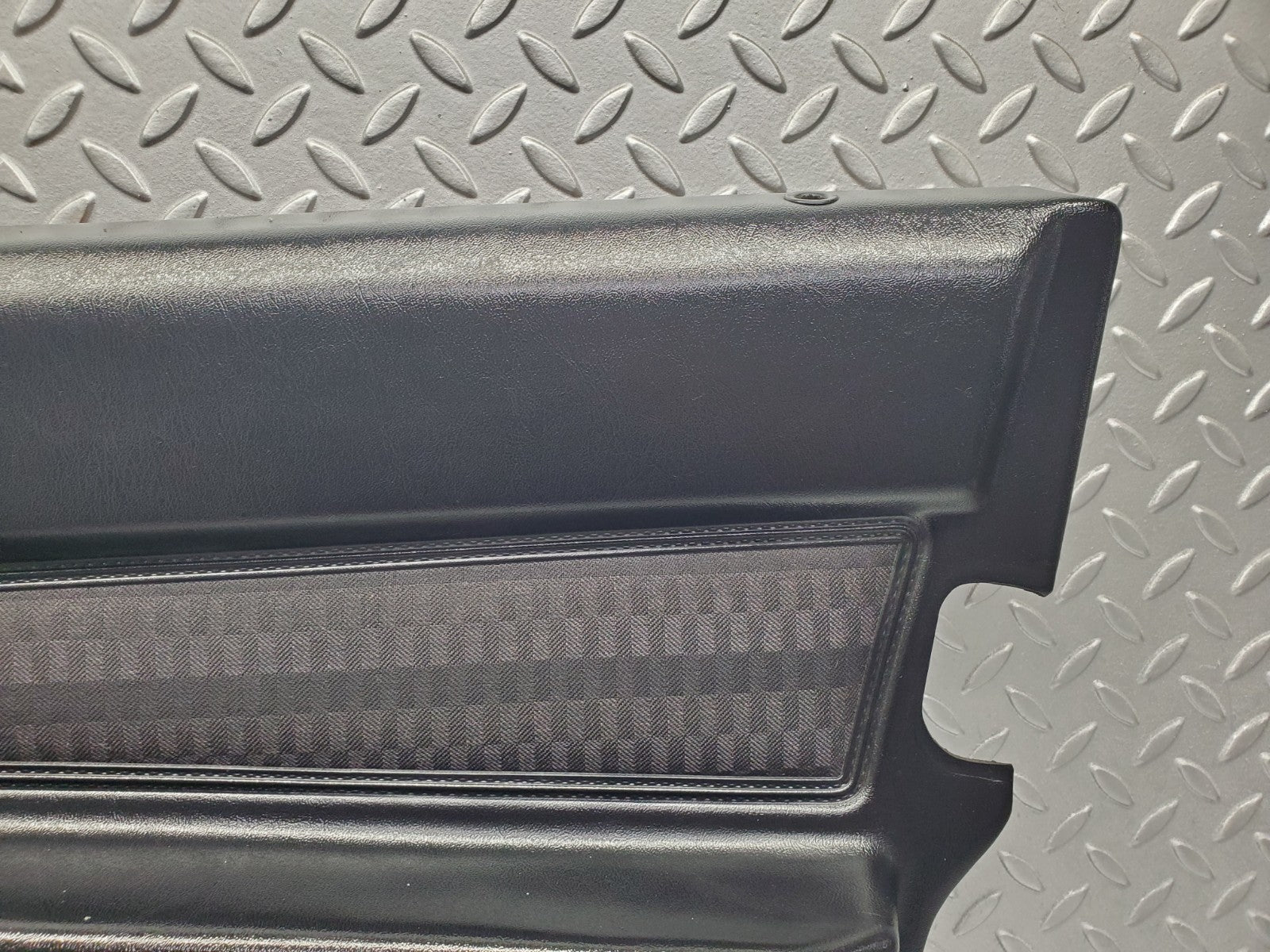 W201 Baby Benz front right door card black used OEM