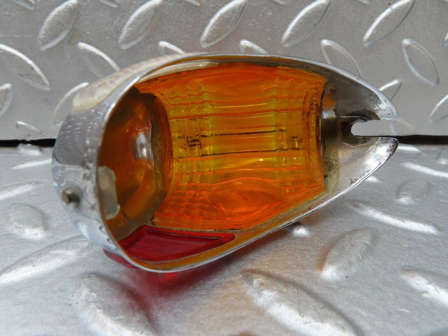 18657 Mercedes-Benz W120 W121 Ponton Front Left Wing Indicator Lens K23239