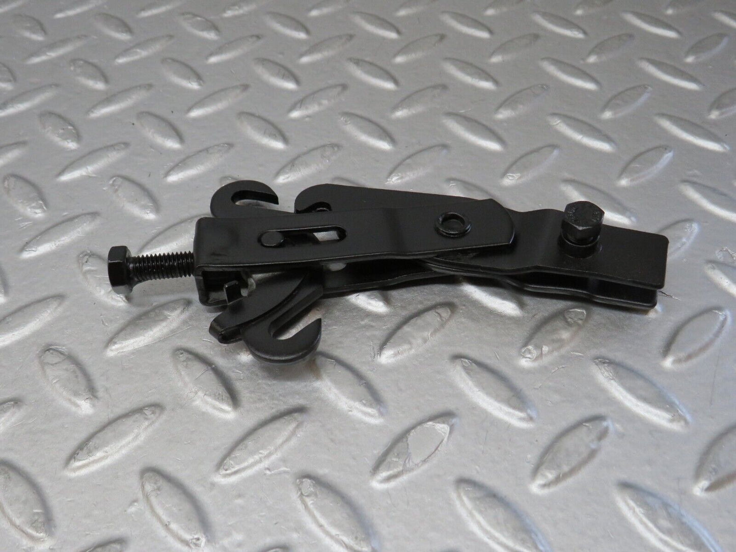 36798 Mercedes-Benz W201 190E Handbrake Adjusting Handbrake Regulator