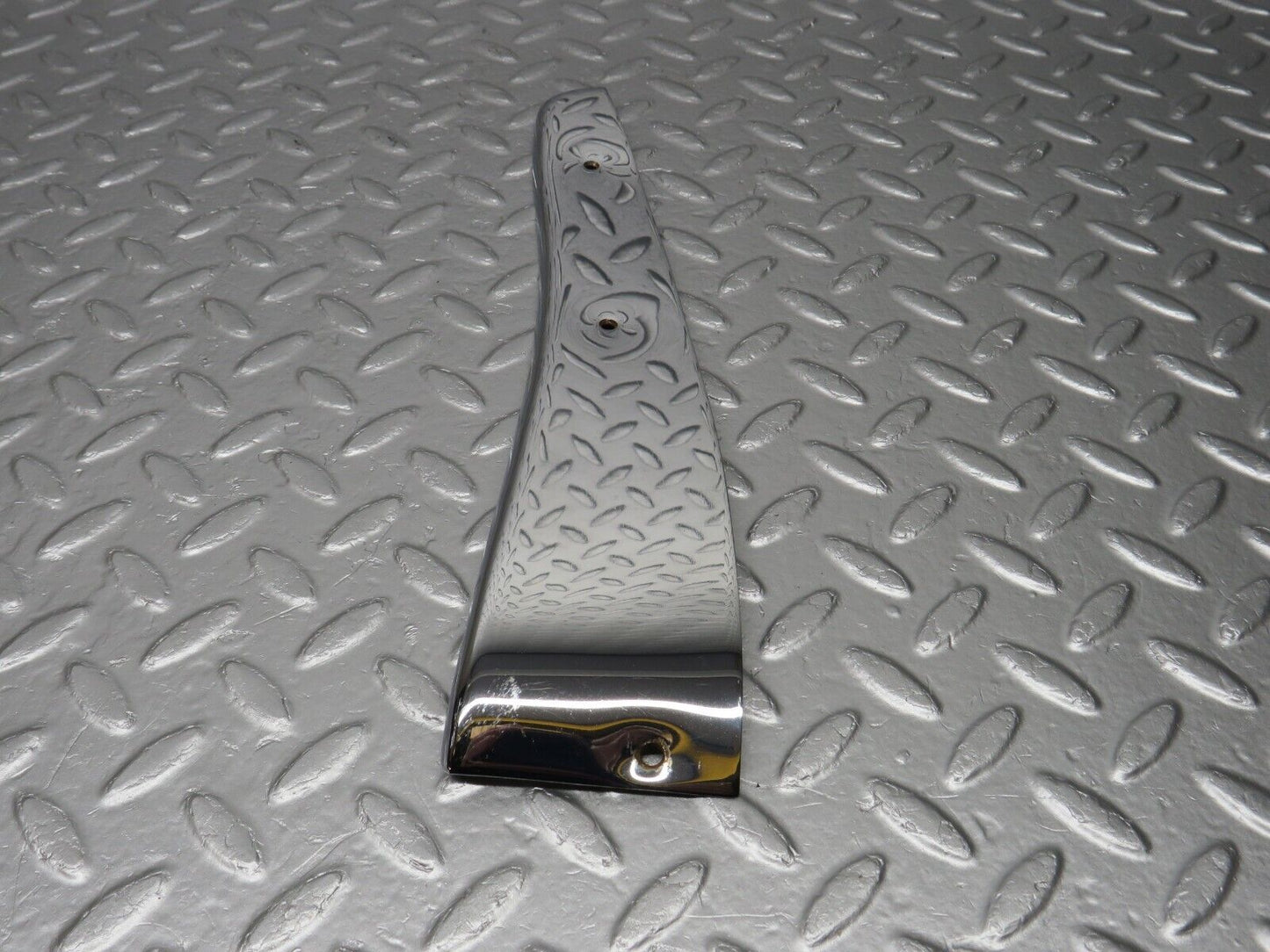 40004 Mercedes-Benz R107 350SL Left Door Chrome Cover
