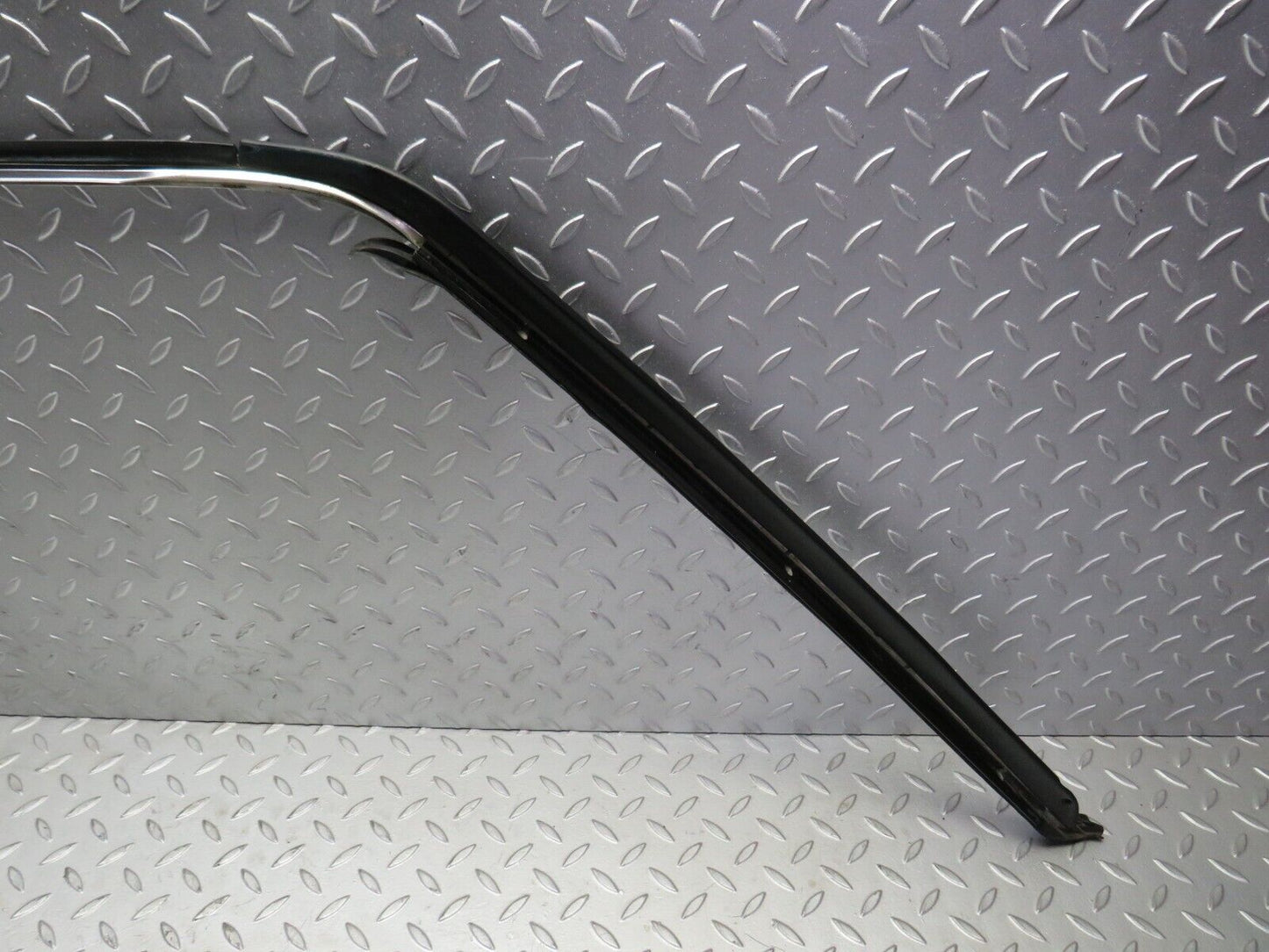 29944 Mercedes-Benz W123 230E Roof Chrome Moulding Trim Left Side