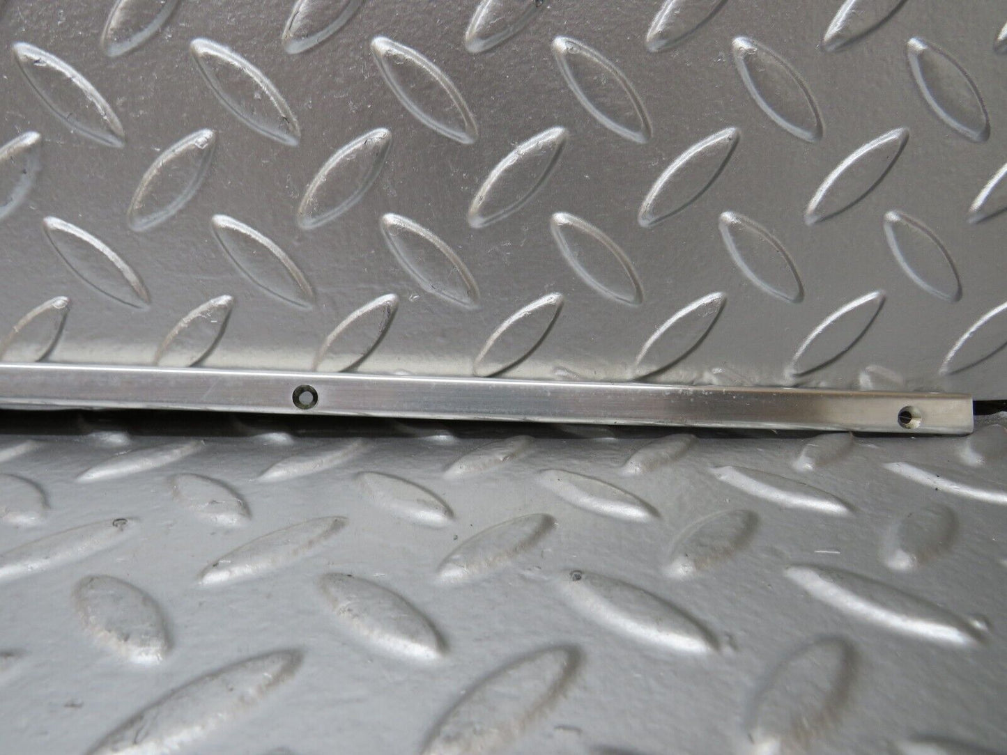 25804 Mercedes-Benz W124 280E Sunroof Chrome Trim
