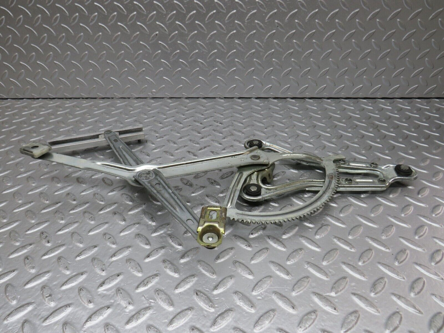 33965 Mercedes-Benz W124 260E Front Right Power Window Regulator