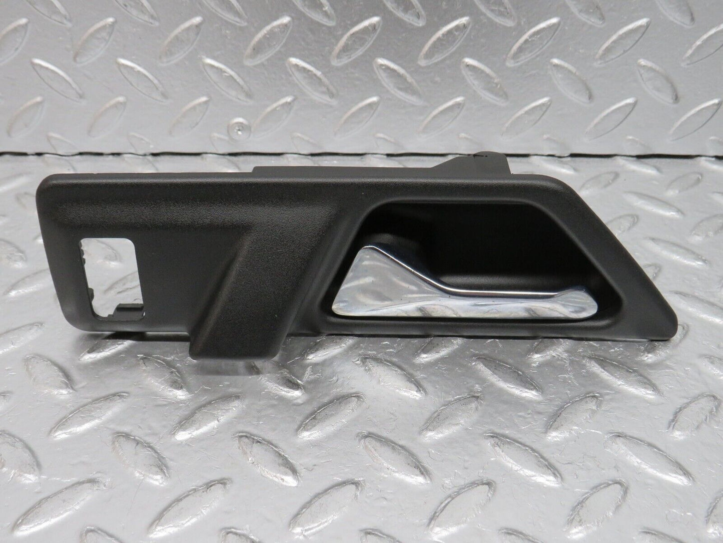 32445 Mercedes-Benz S124 300TE Rear Left Interior Door Handle 1247600161
