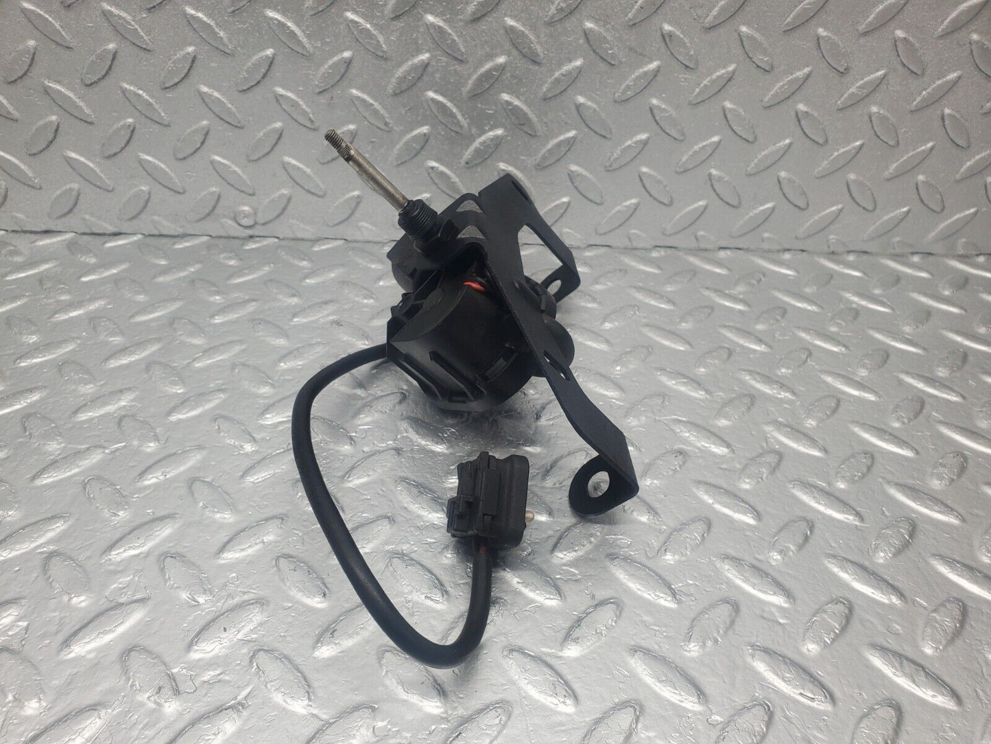 46035 Mercedes-Benz W126 420SE Headlight Wiper Motor Bosch Left 1268205142 0390206839