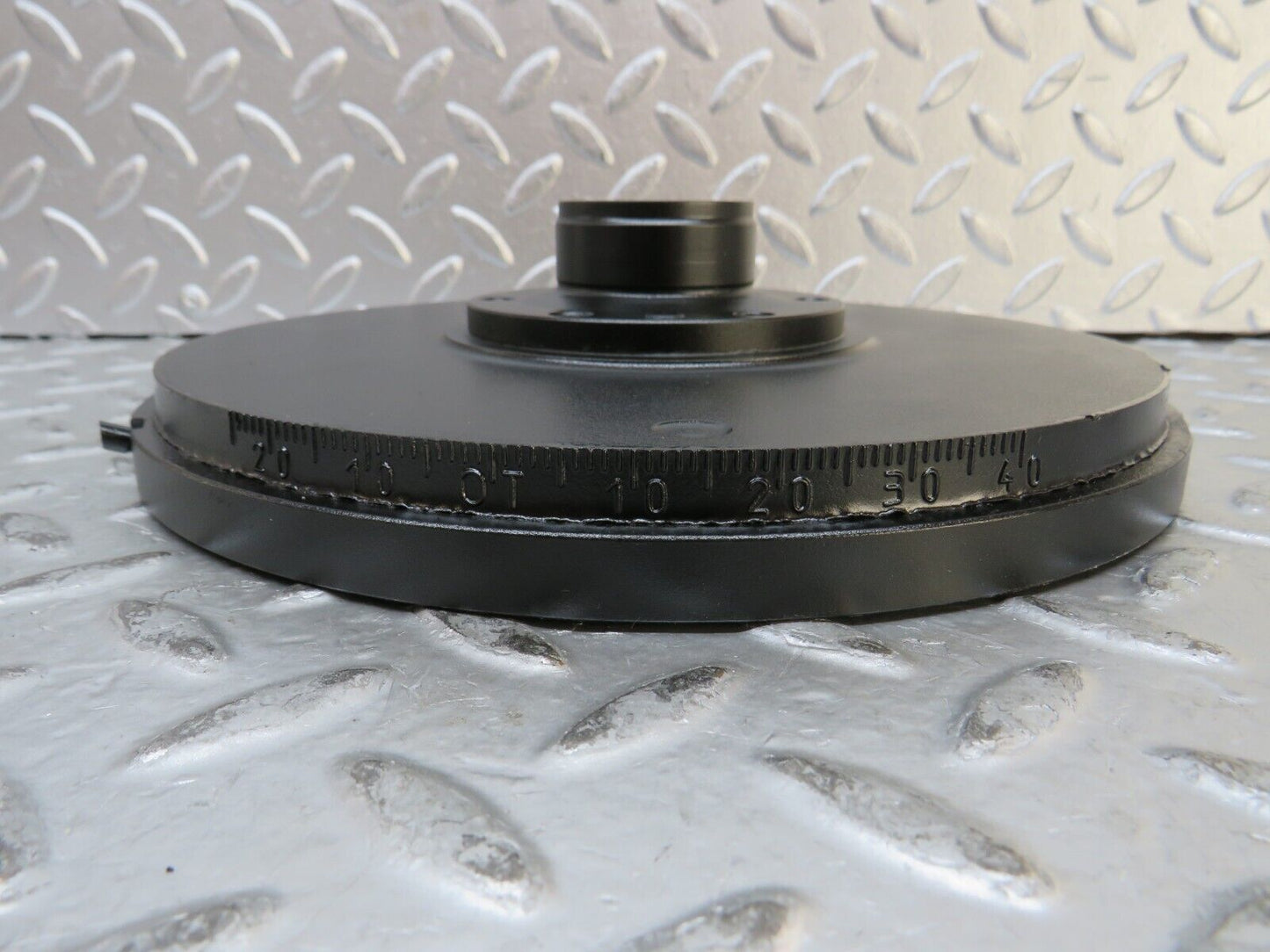 27688 Mercedes-Benz S124 300TE Crankshaft Vibration Damper Pulley 6030300103