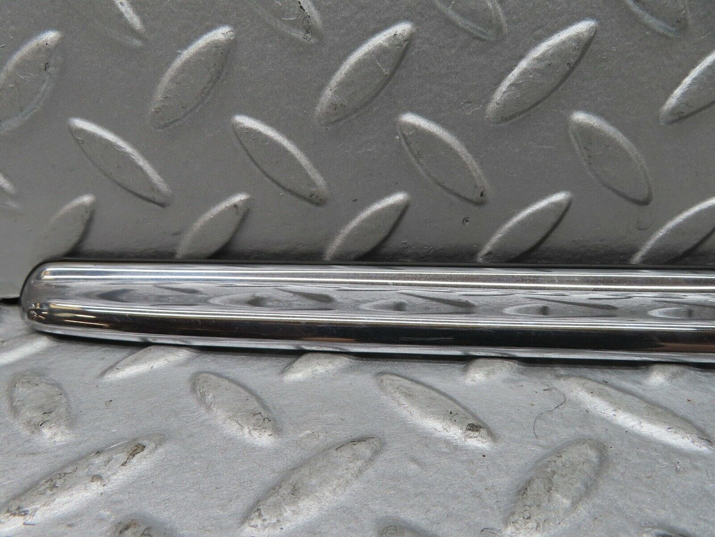 17696 Mercedes-Benz W116 450SEL Tailgate Chrome Handle Bar 1167580102