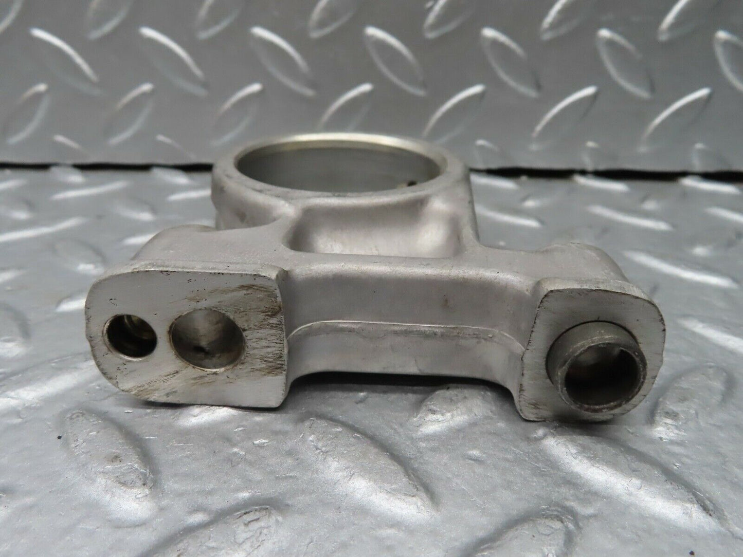 20643 Mercedes-Benz R107 450SL Camshaft Tower Bearing 1160512712