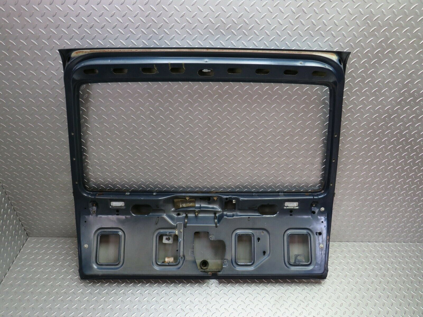 24407 Mercedes-Benz S124 220TE Wagon Tailgate Trunk Door