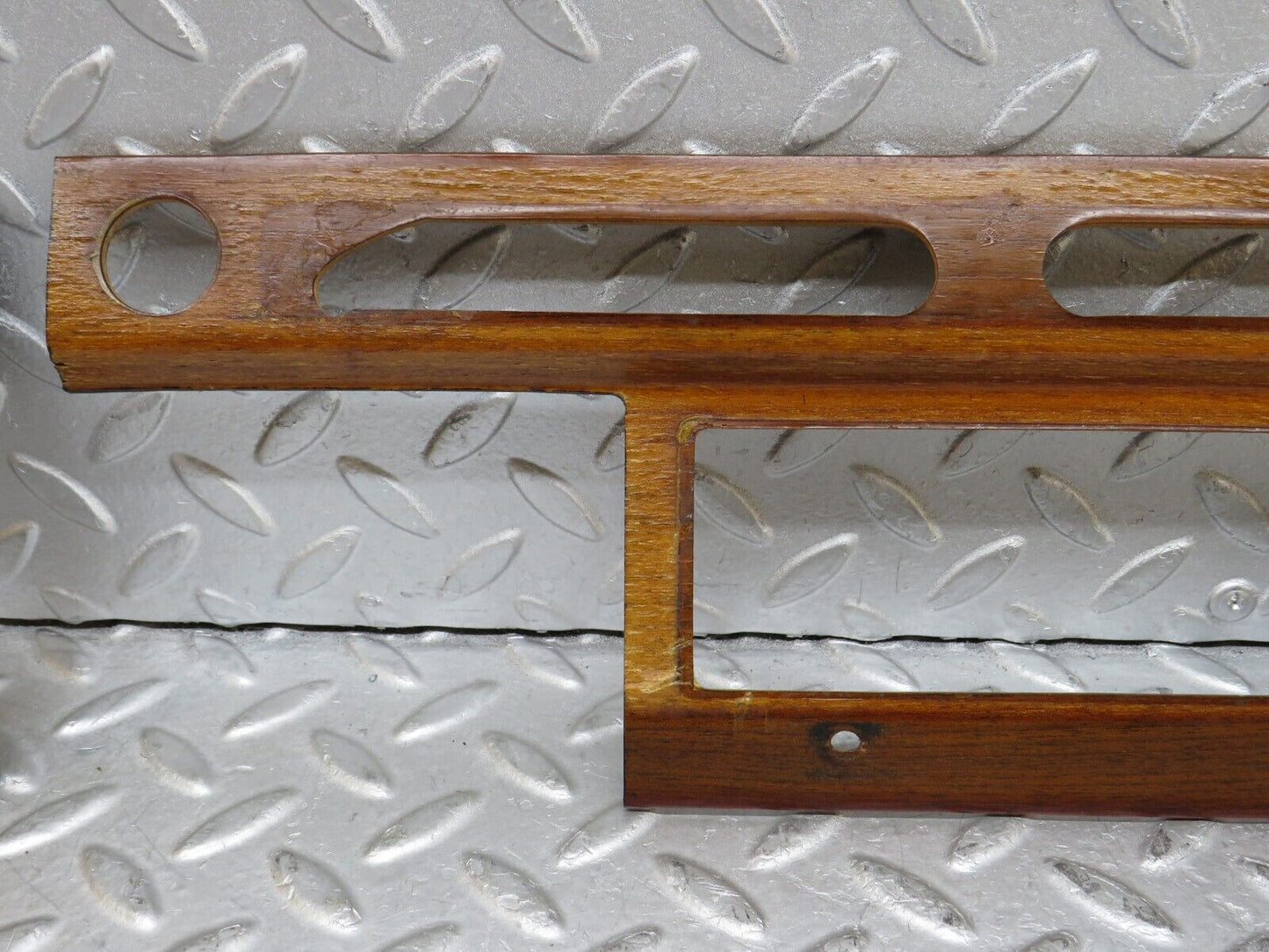 37427 Mercedes-Benz W109 300SEL Dashboard Wood Panel Trim
