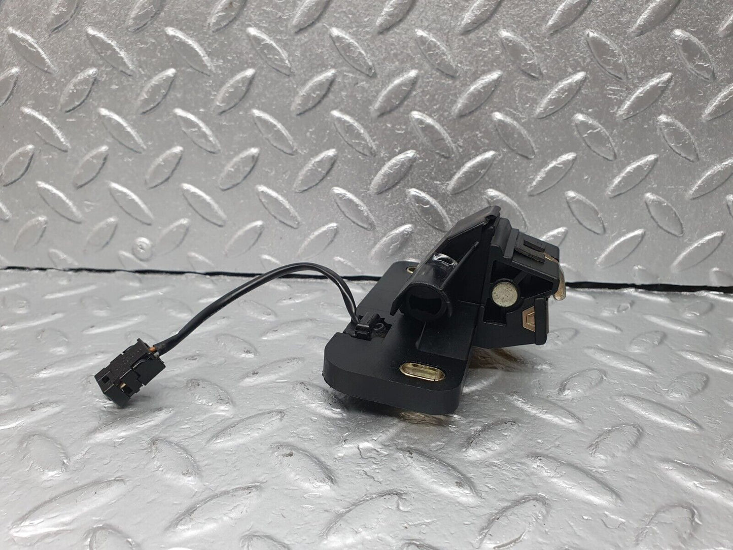 42232 Mercedes-Benz R129 320SL Coupe Trunk Lock 1298001810