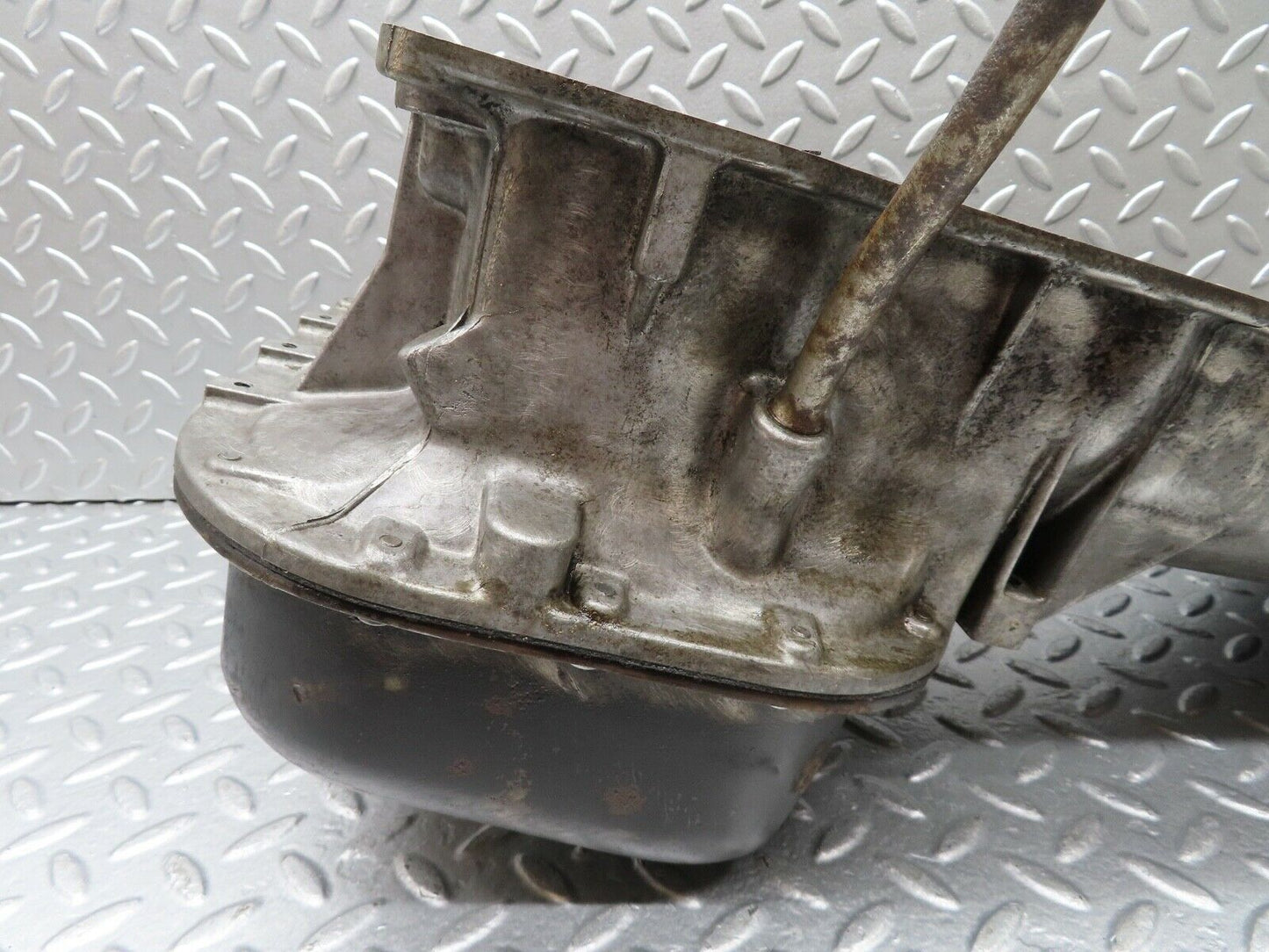 18227 Mercedes-Benz W111 220SE Coupe Oil Pan Oil Sump 1150141402