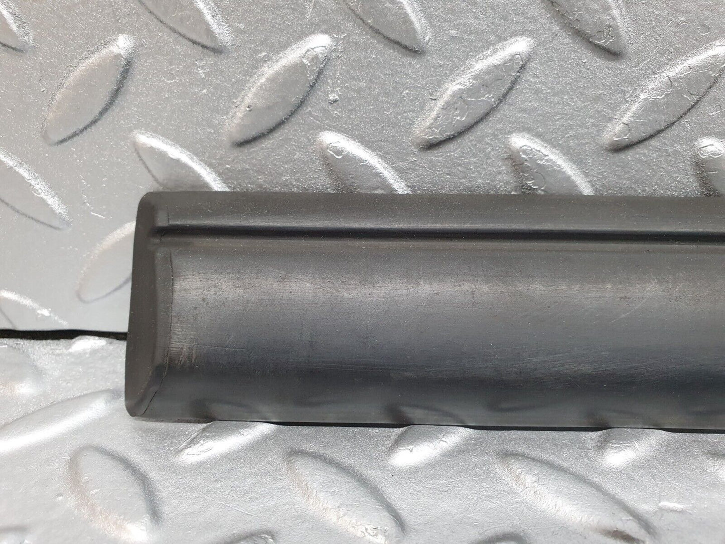 41686 Mercedes-Benz W124 200E Rear Left Door Lower Moulding Trim