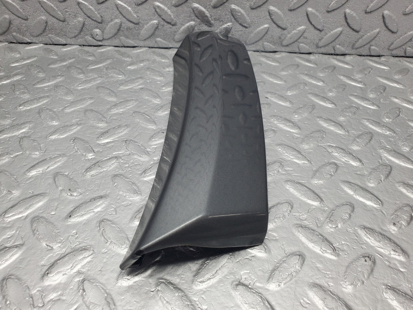 W201 Baby Benz front left fender wing moulding used OEM