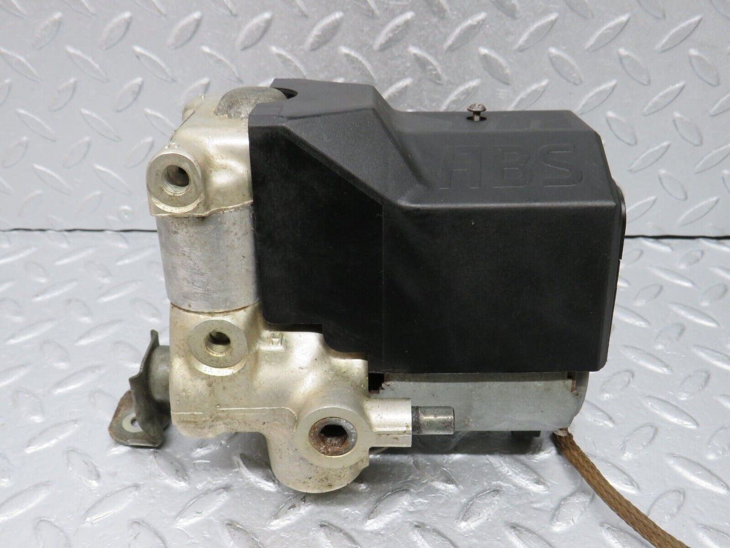 38578 Mercedes-Benz R129 280SL Coupe ABS Brake Pump Bosch 0265200043