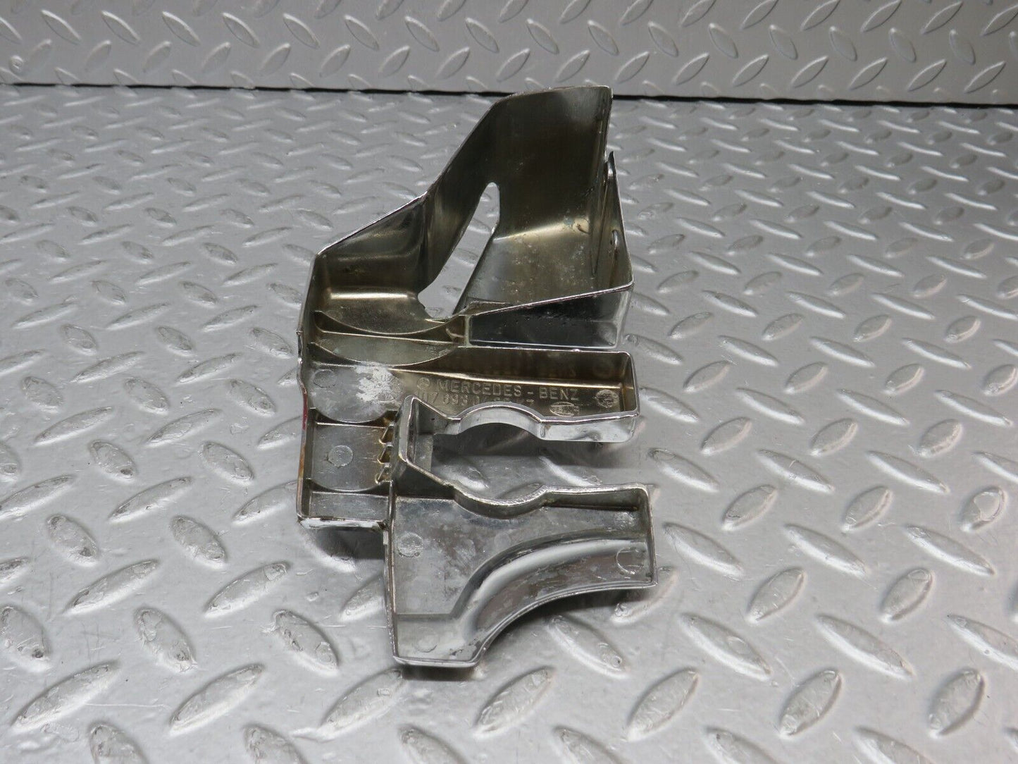 35666 Mercedes-Benz R107 280SL Coupe B Pillar Chrome Cover Right 1076930435