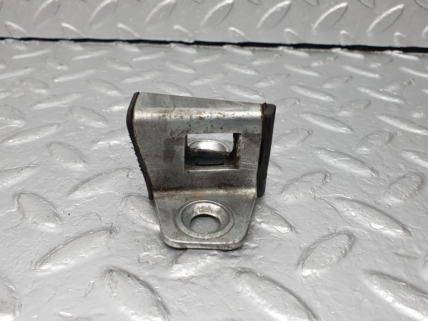 41693 Mercedes-Benz W124 200E Door Lock Latch