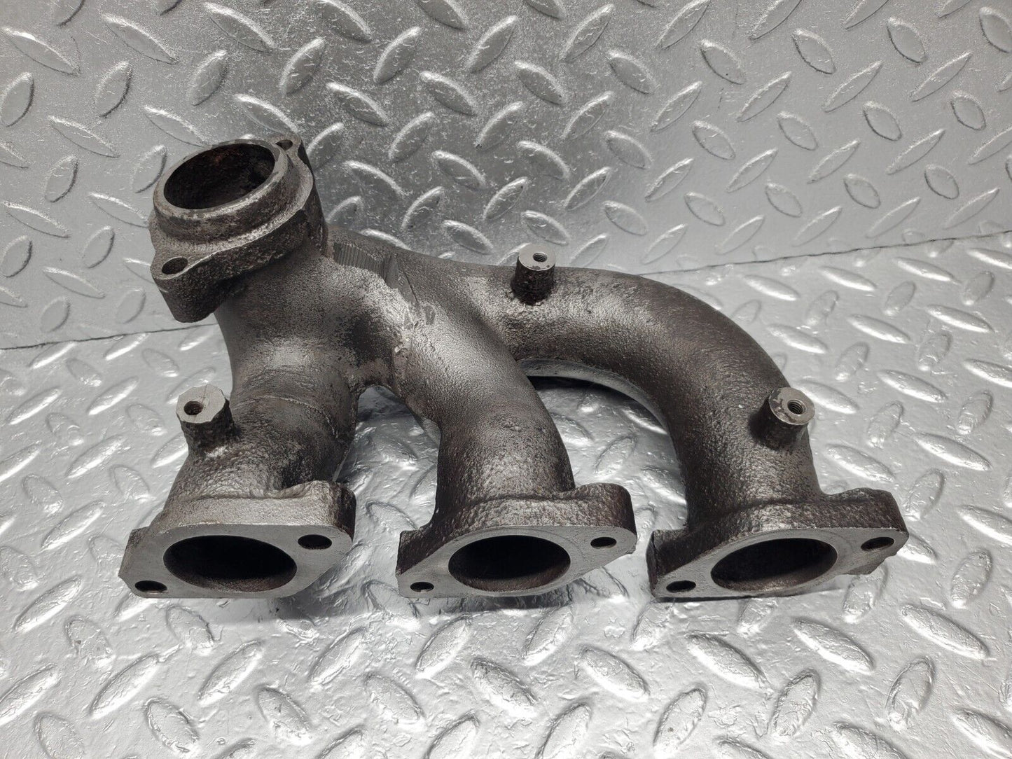46707 Mercedes-Benz C123 280CE Coupe Exhaust Manifold Cylinder 4-6 1101427102