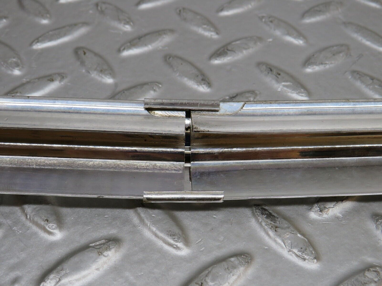 37381 Mercedes-Benz W109 300SEL Front Windscreen Chrome Frame