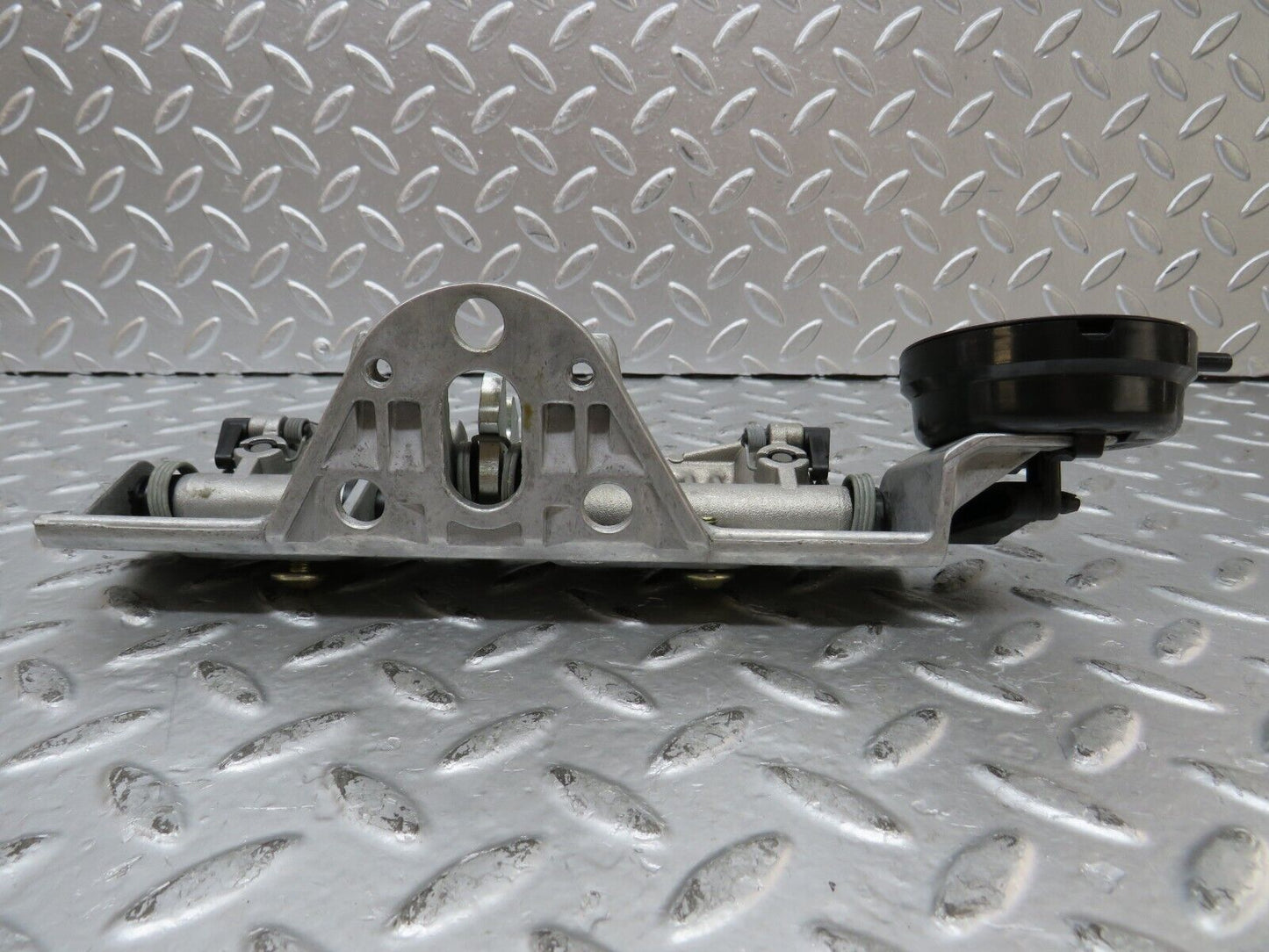 26589 Mercedes-Benz C124 220CE Rear Headrest Folding Mechanism 2029700025