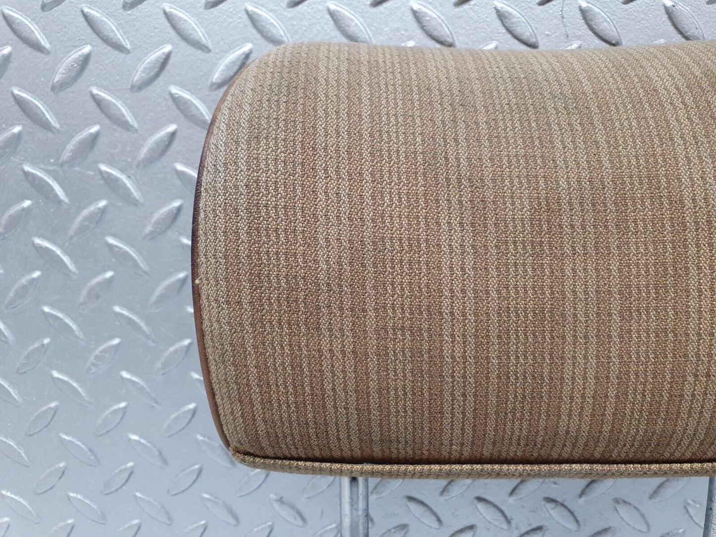 41725 Mercedes-Benz W124 200E Rear Headrest