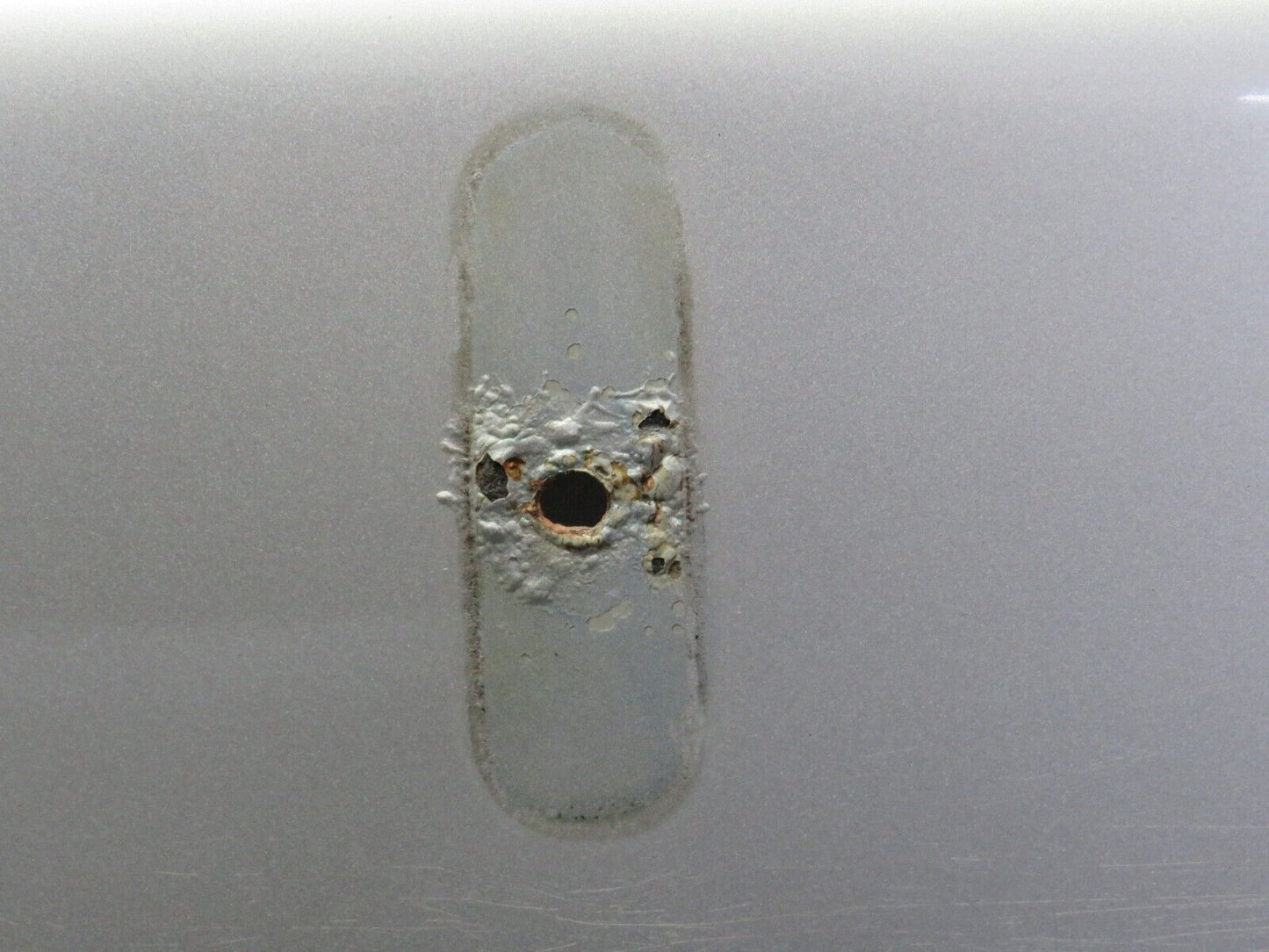 31823 Mercedes-Benz W201 190LE 1.8L Boot Lid Trunk Door
