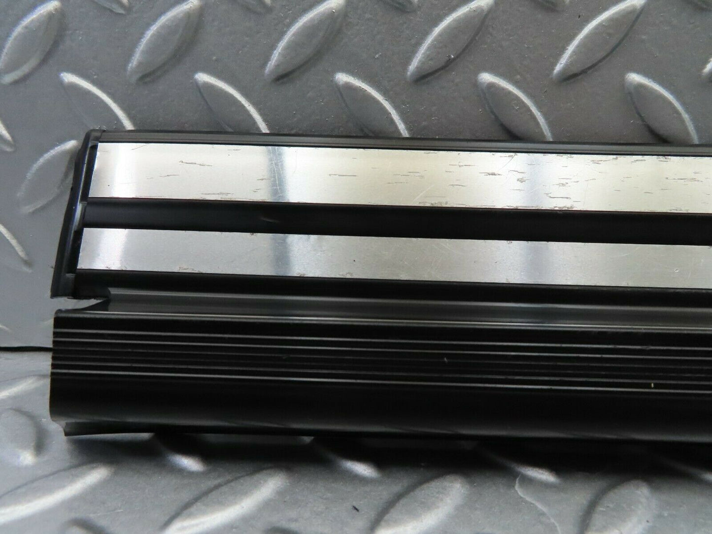 6550 Mercedes-Benz S124 E220 Wagon Rear Right Door Sill Trim