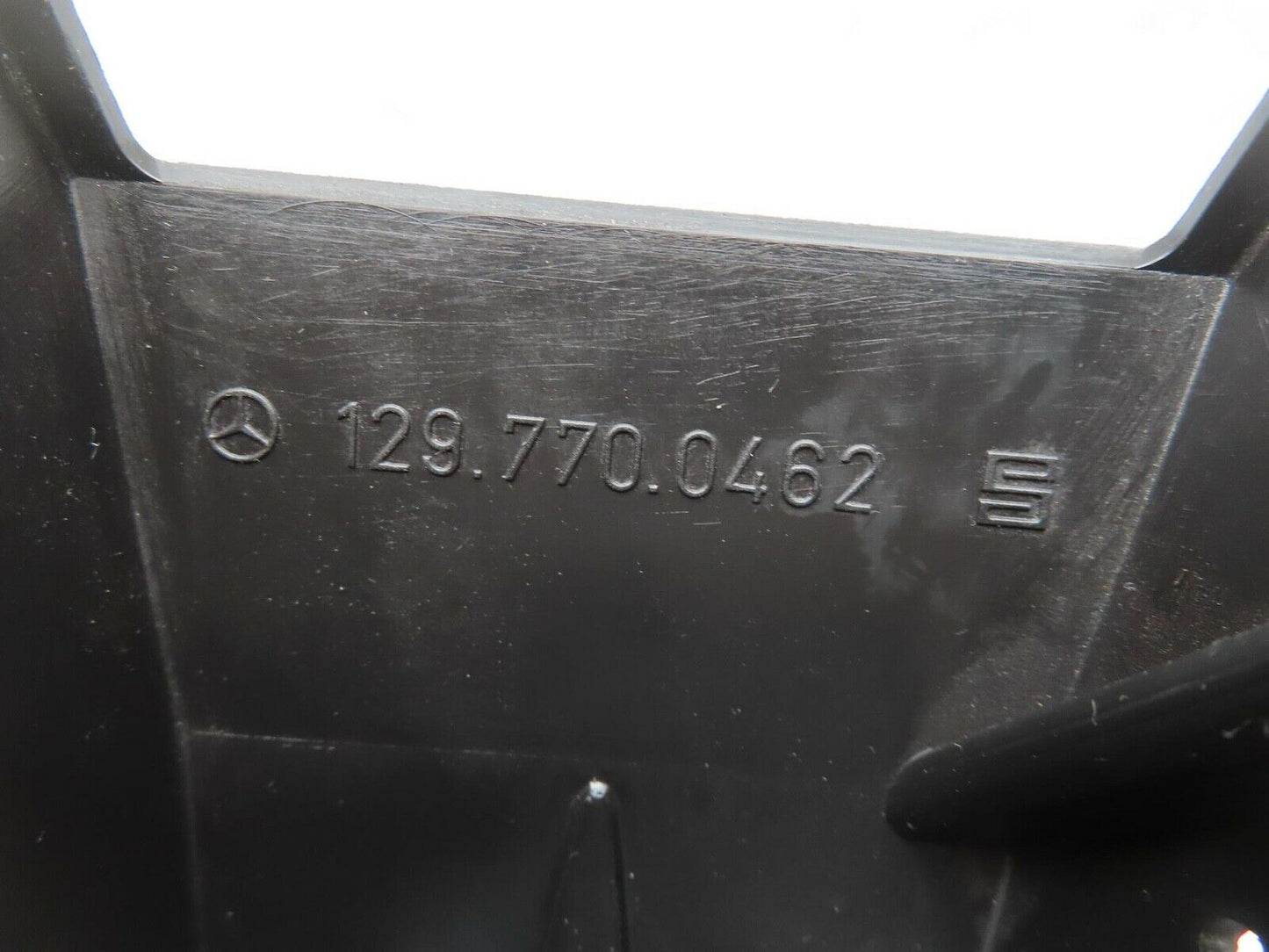 11952 Mercedes-Benz R129 300SL Coupe Right Roof Folding Lift Cylinder Cover