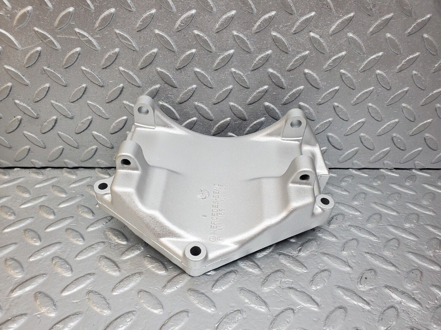 44684 Mercedes-Benz W124 220E AC Compressor Support Bracket 1111550135