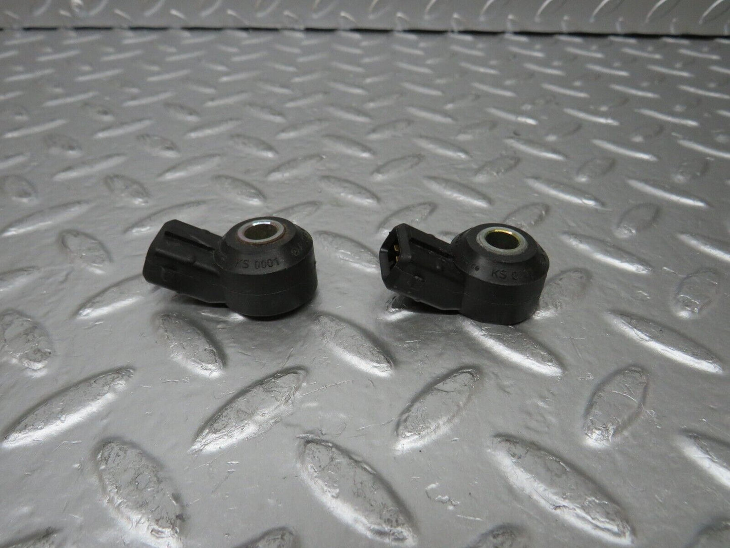 24906 Mercedes-Benz W140 S320 Knock Sensor Siemens Pair 0031538928