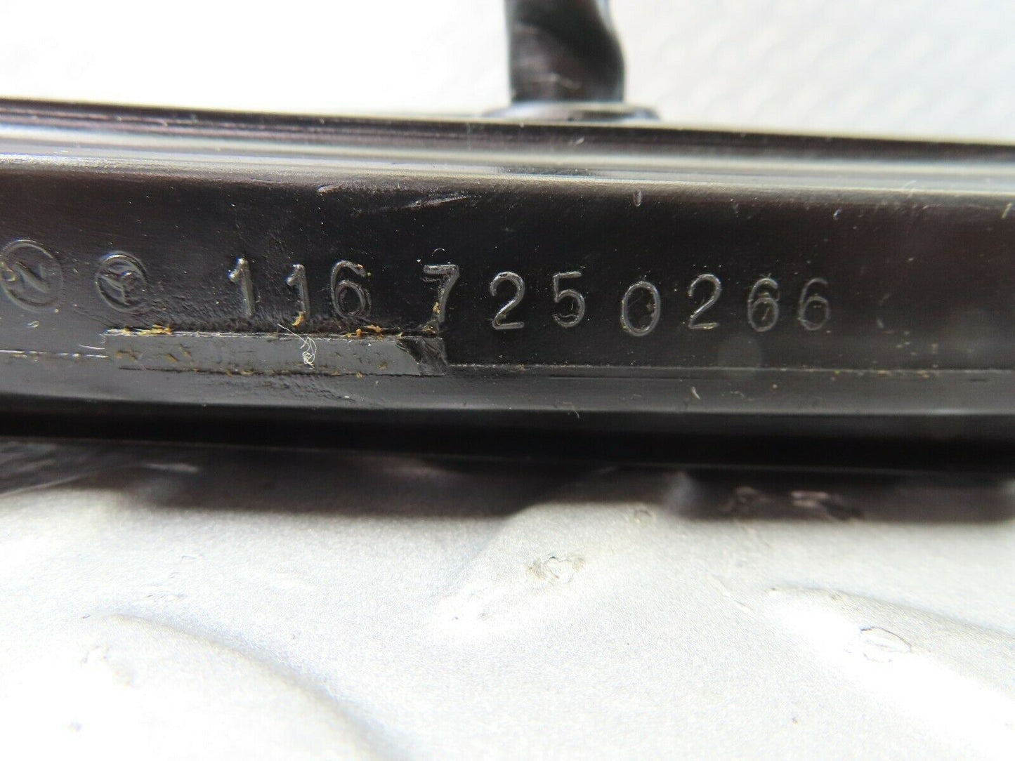 7313 Mercedes-Benz W116 450SE Wing Mirror Weatherstrip Seal Right 1167250266