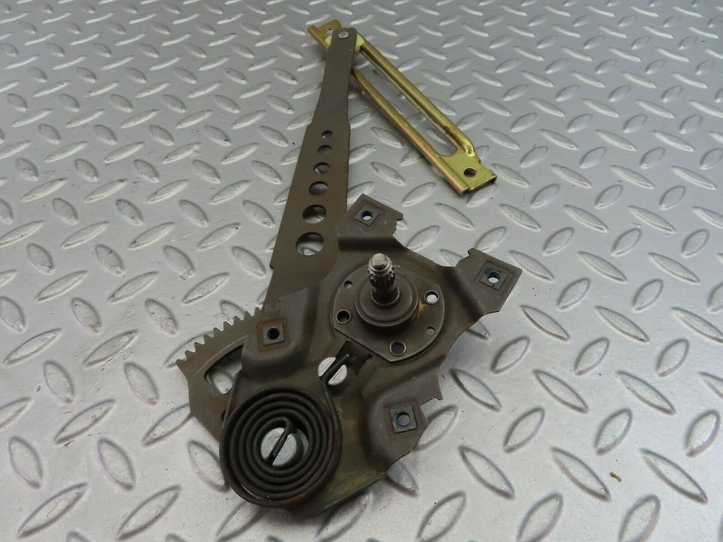7728 Mercedes-Benz S123 230TE Wagon Rear Right Manual Window Regulator