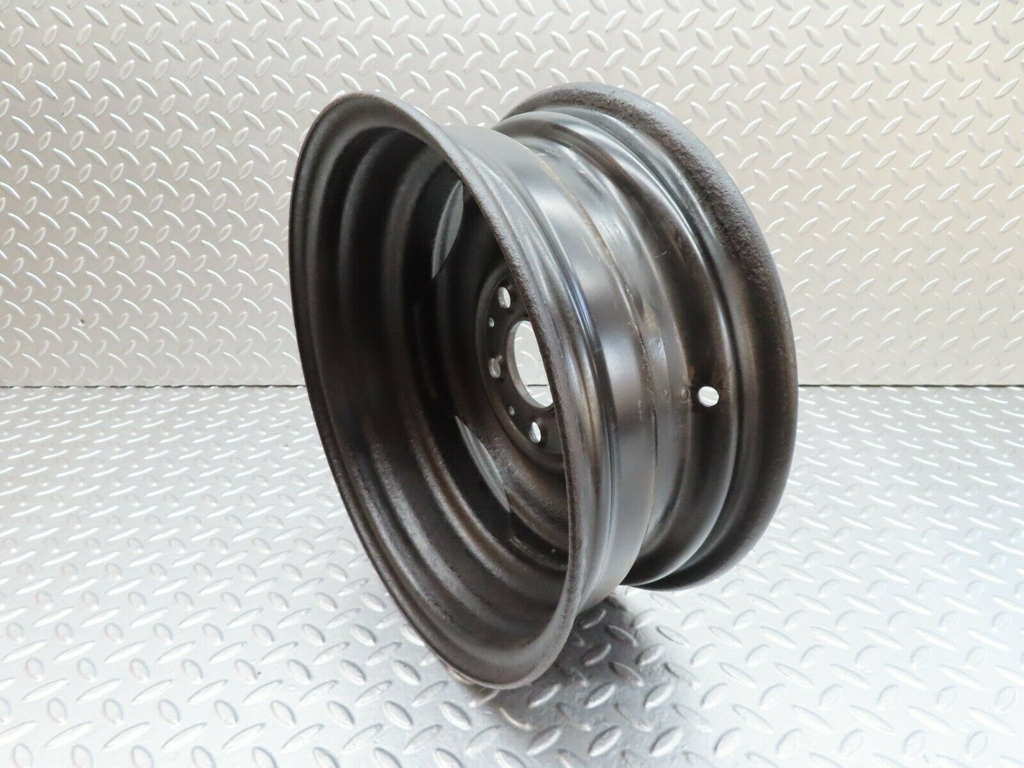 18029 Mercedes-Benz Steel Wheel 5.5Jx14H2 ET30 1154001302