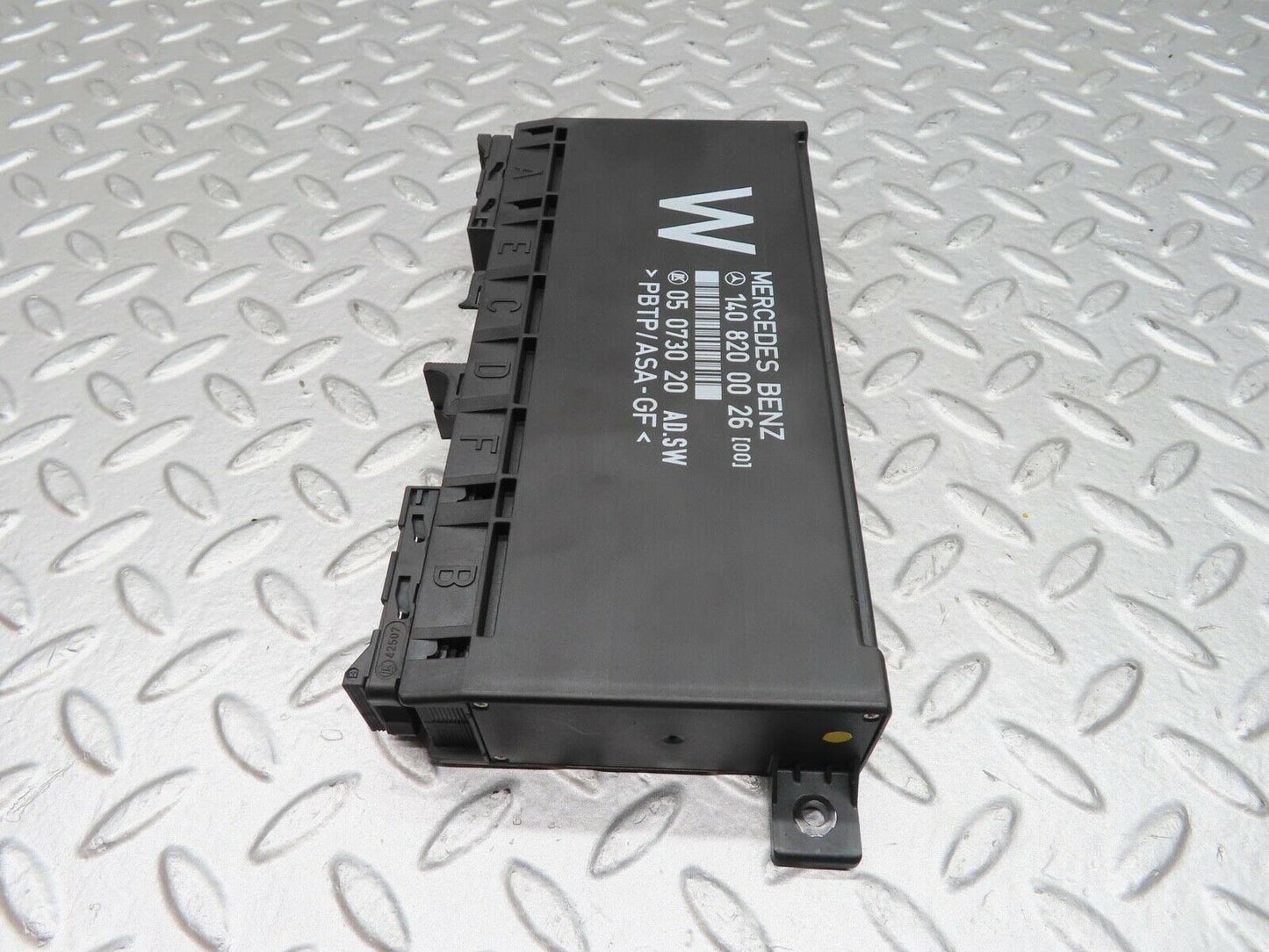 14998 Mercedes-Benz W140 S320 Comfort Control Unit 1408200026