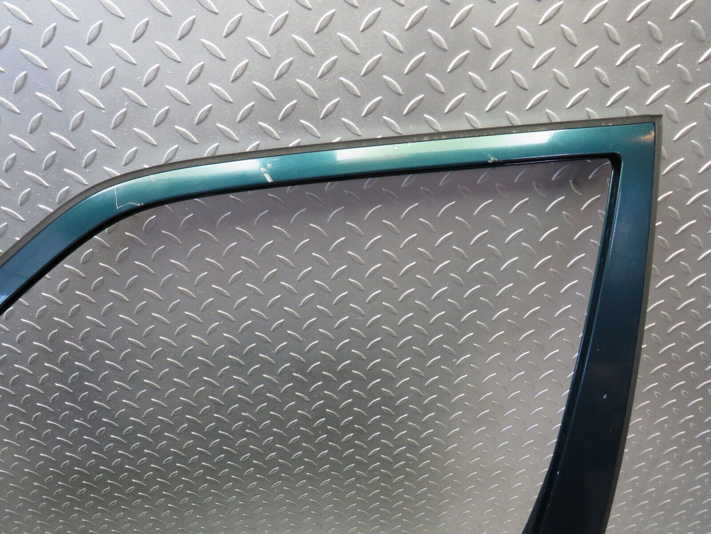 27731 Mercedes-Benz S124 300TE Wagon Front Left Door