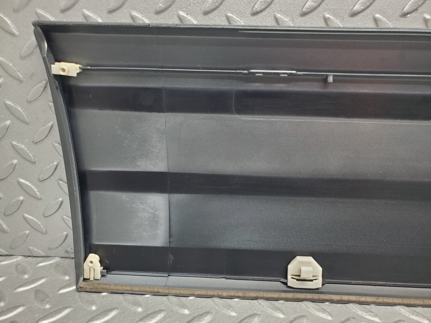 W201 Baby Benz front right door moulding trim used OEM