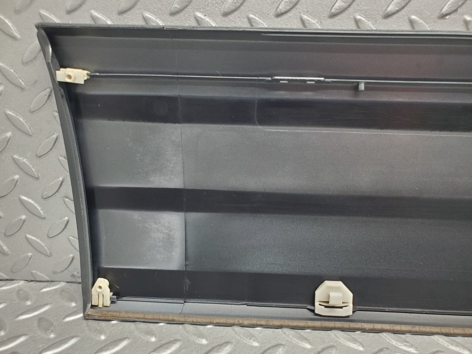 W201 Baby Benz front right door moulding trim used OEM