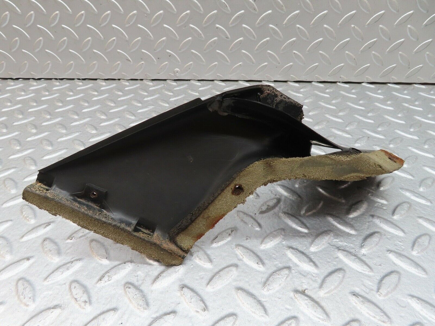 18132 Mercedes-Benz W123 200 Water Drain Left Side 1238300328