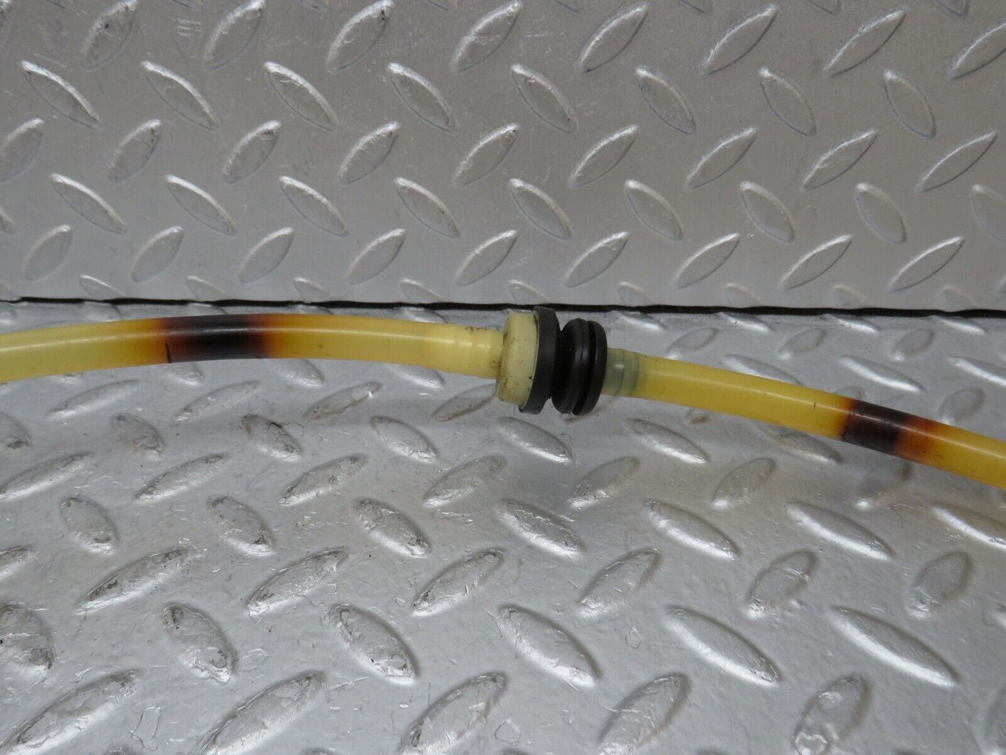 35501 Mercedes-Benz R107 280SL Brake Servo Vacuum Pipe