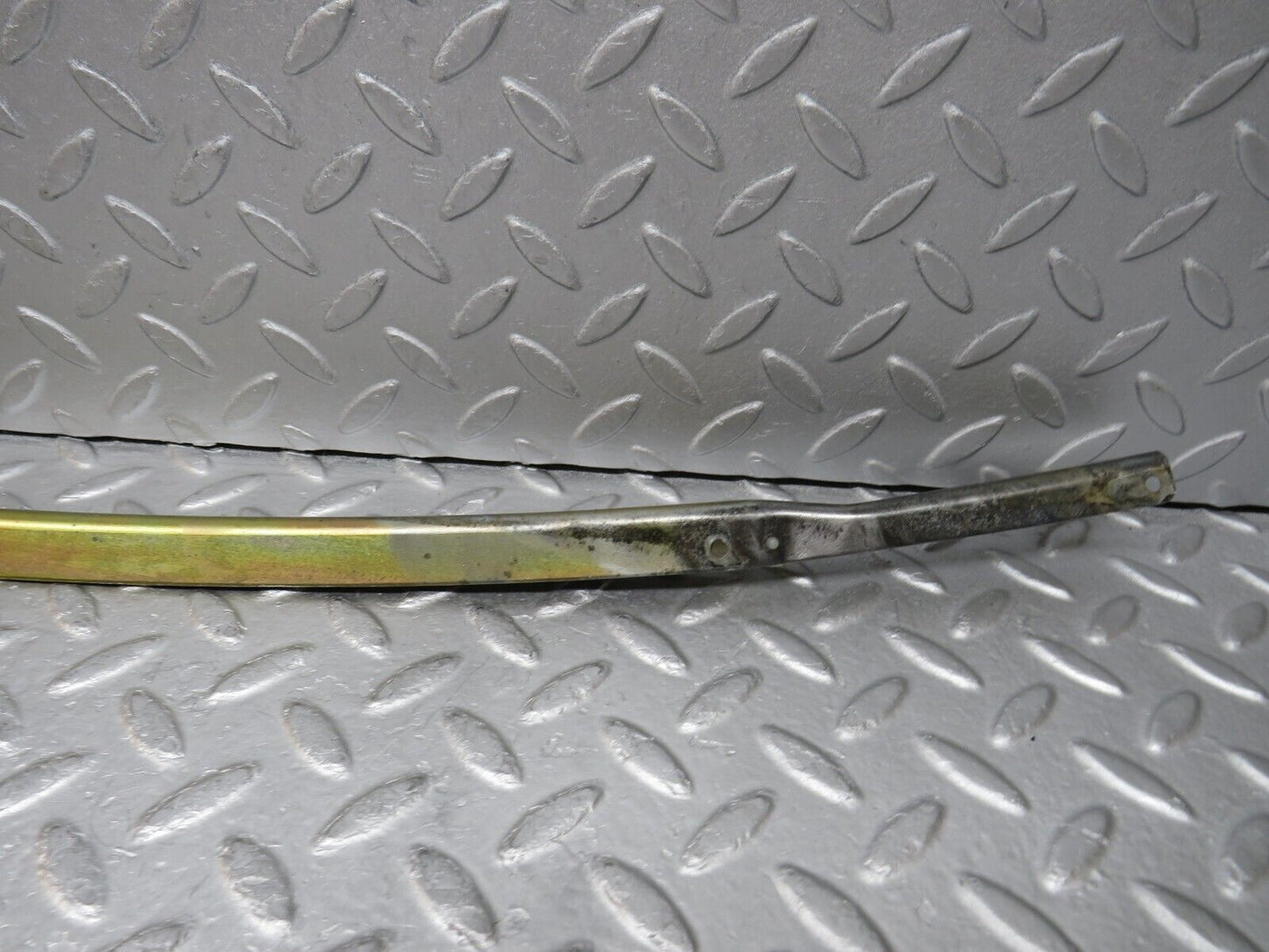 37015 Mercedes-Benz C126 420SEC Coupe Left Door Window Channel