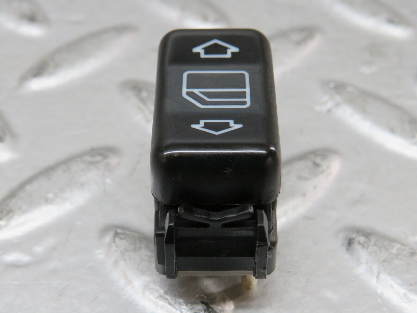 26561 Mercedes-Benz C124 220CE Coupe Right Electric Window Switch 1248209010