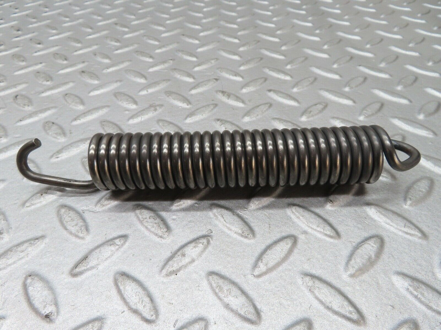 17602 Mercedes-Benz W116 450SEL Bonnet Hinge Spring