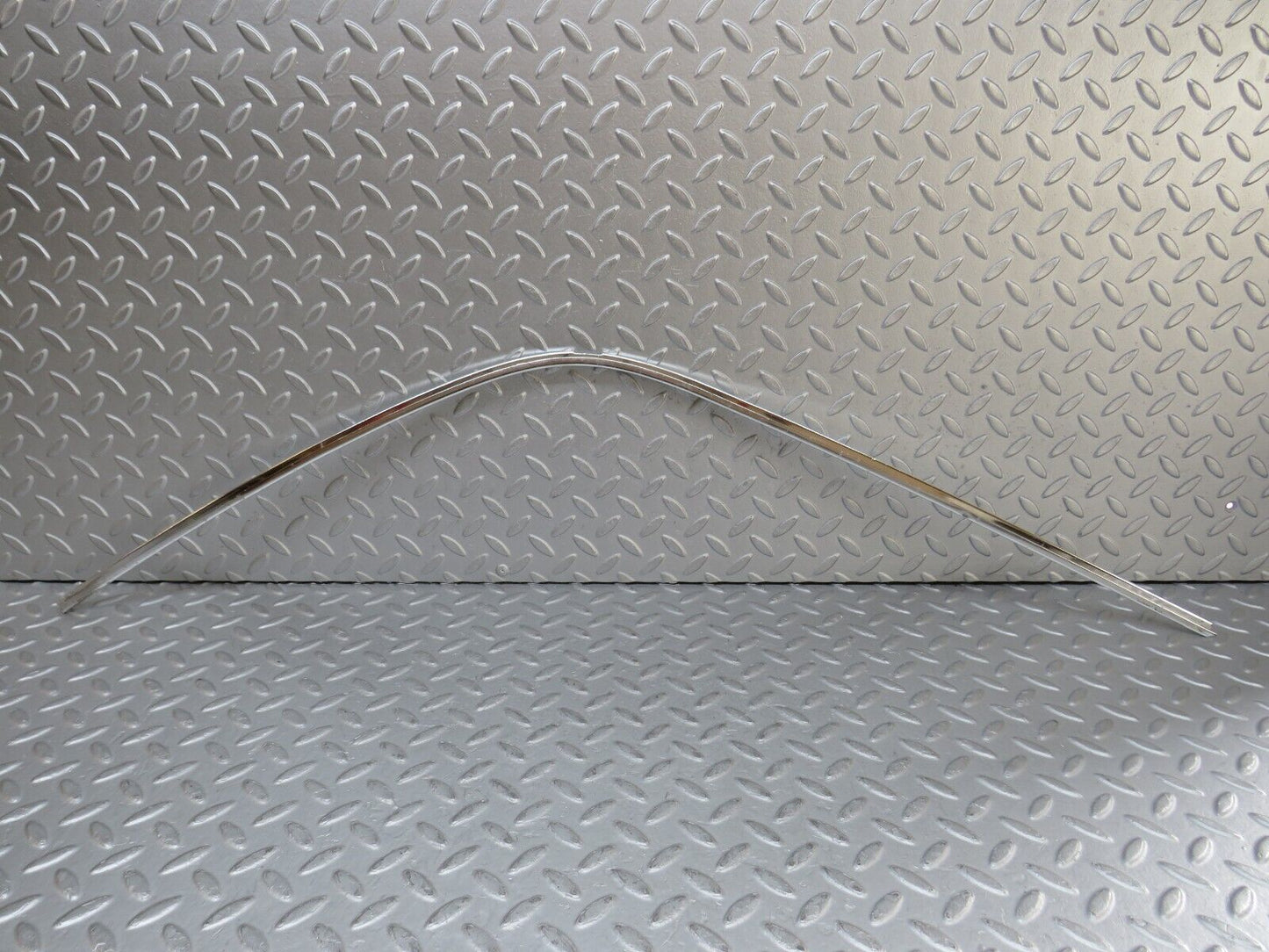 35866 Mercedes-Benz W108 Rear Right Door Window Chrome Trim
