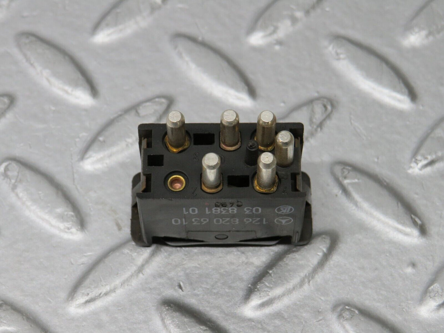 38960 Mercedes-Benz W201 190E 2.6L Rear Electric Window Switch 1268206310