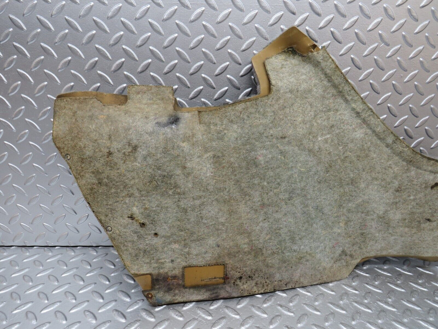 31341 Mercedes-Benz S124 220TE Wagon Centre Console Carpet Right Side Grey