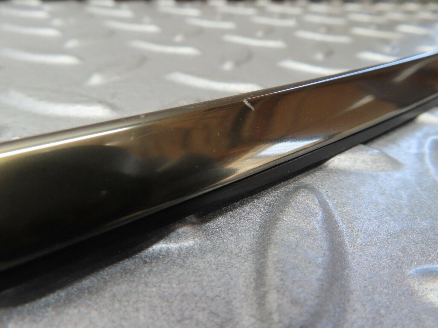17400 Mercedes-Benz R129 300SL Coupe Front Windscreen Top Chrome Moulding Trim