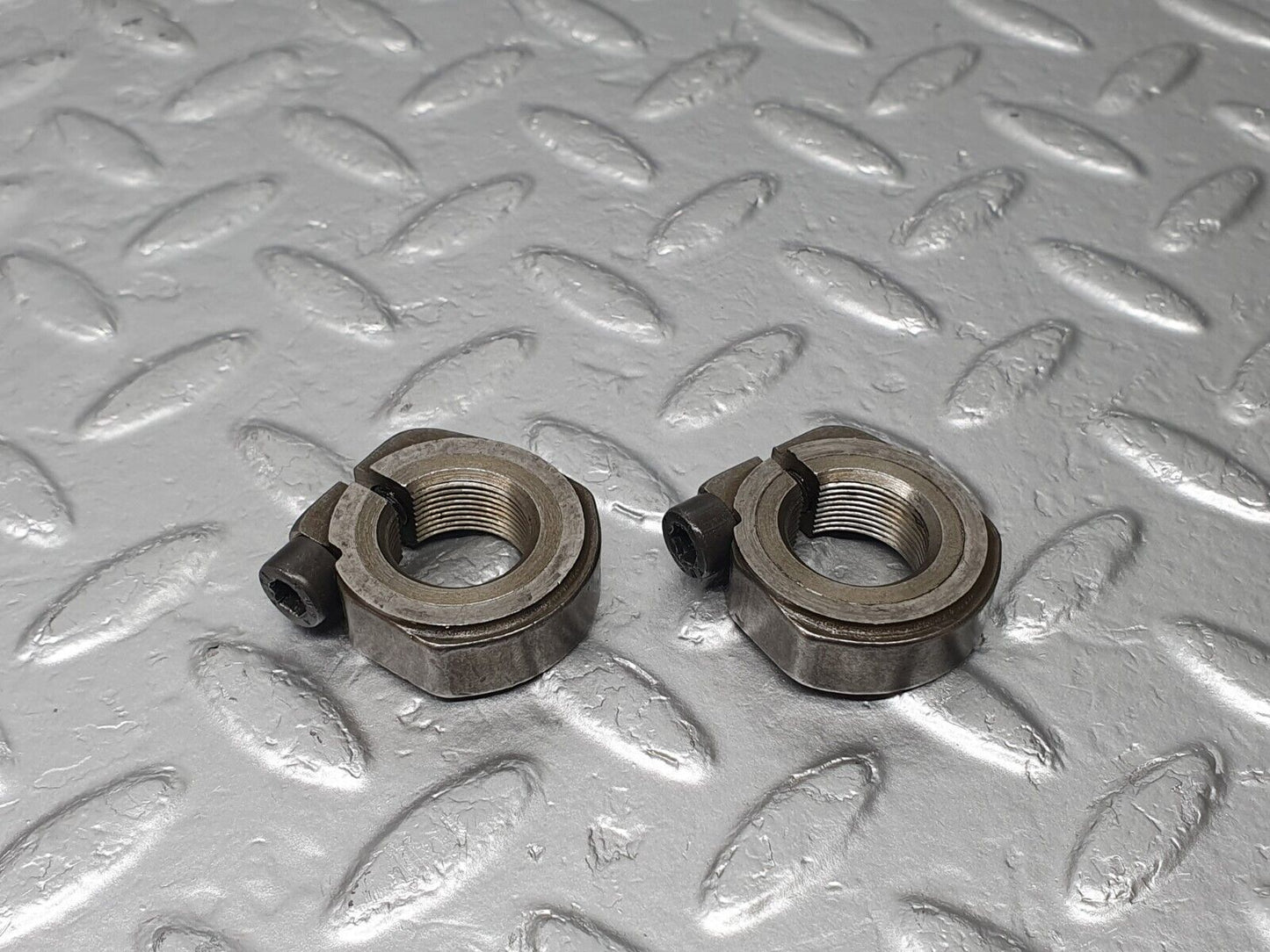 42299 Mercedes-Benz R129 320SL Coupe Wheel Hub Locking Cap