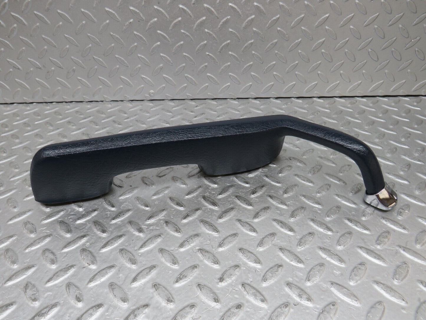 37301 Mercedes-Benz W109 300SEL Interior Door Handle Front Right Blue