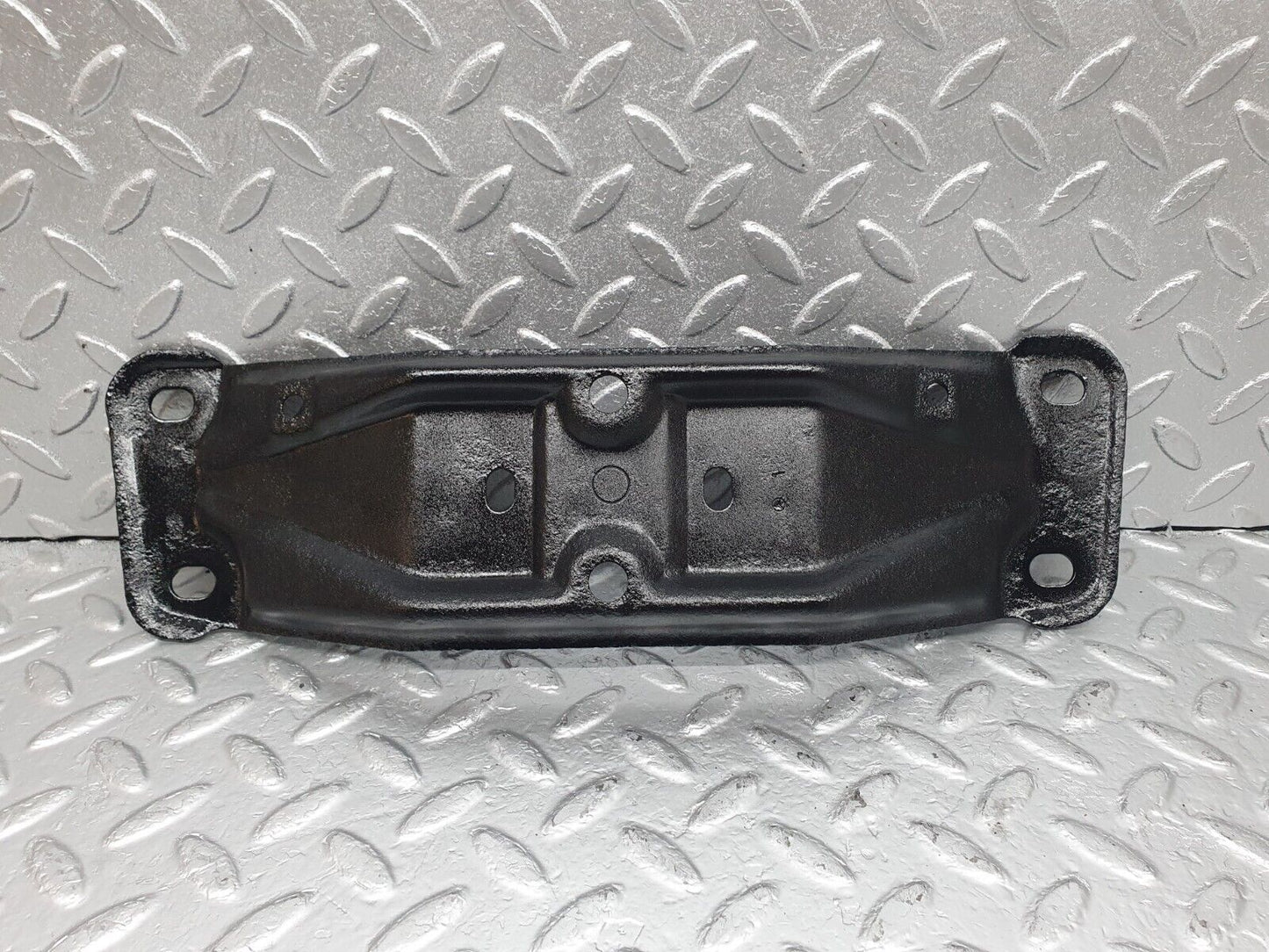 43512 Mercedes-Benz C126 380SEC Coupe Gearbox Mount Bracket