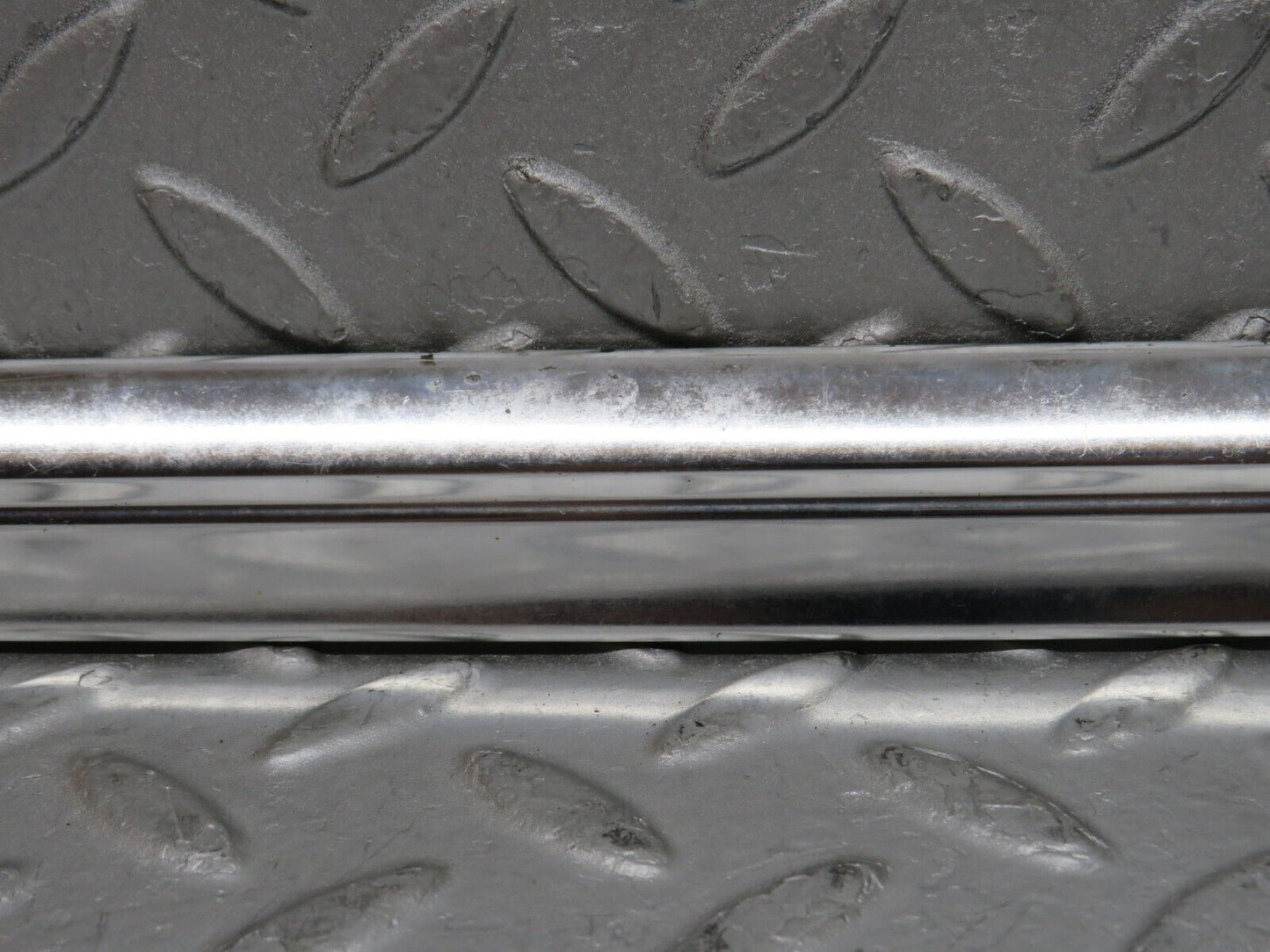37312 Mercedes-Benz W109 300SEL Front Right Door Chrome Moulding Trim